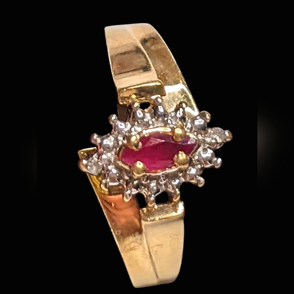Vintage Marquise Cut Halo Ruby&Diamond💍 Ring 10K Solid Yellow Gold Size7 2.14gm - Picture 3 of 16